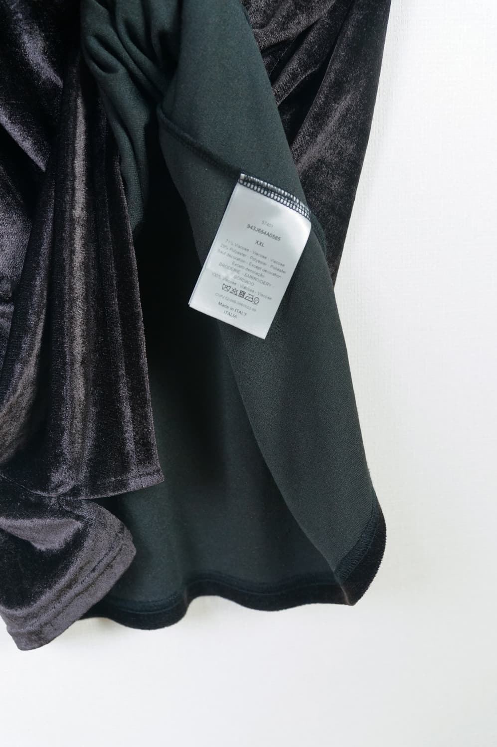 디올 벨벳 하프집 티셔츠 상품이미지4