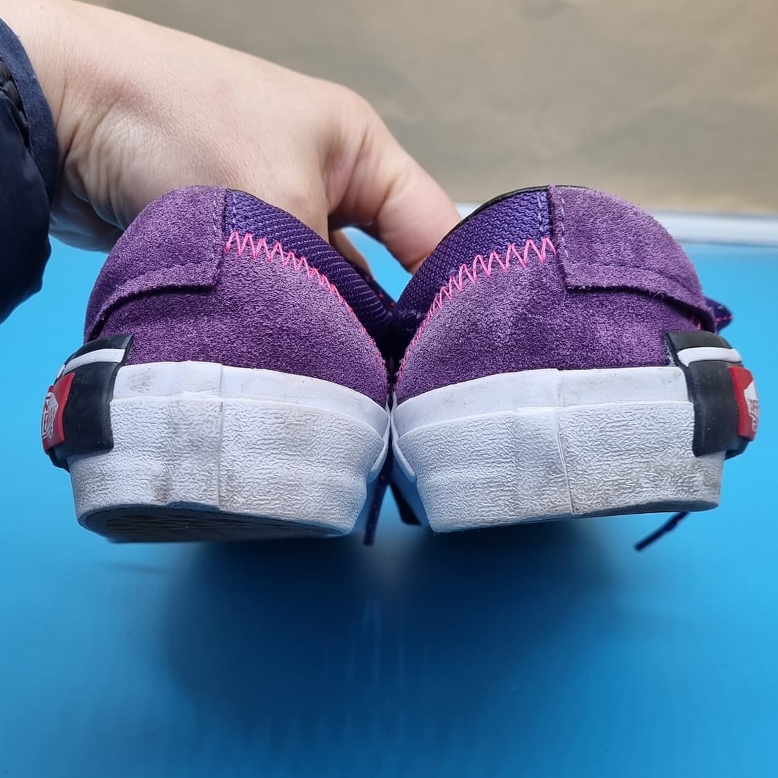 반스 퍼플 스니커즈 220 상품이미지4