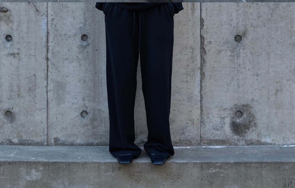 머듈 니트 팬츠 블랙 상품이미지1