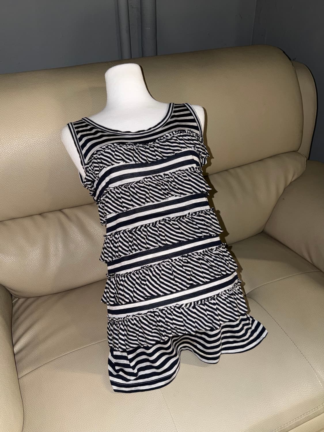 stripe pattern frill detail sleeveless  상품이미지1