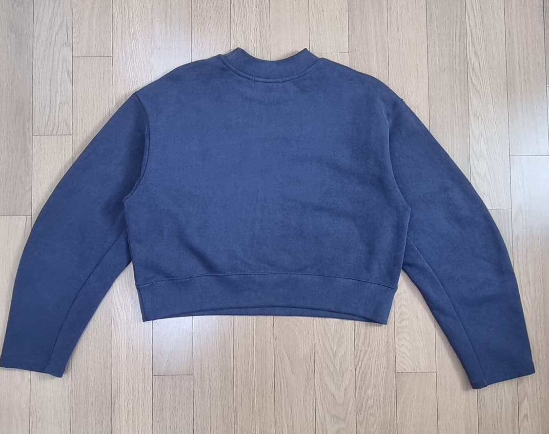 아위 크롭 맨투맨 Free _ 여성 상품이미지6