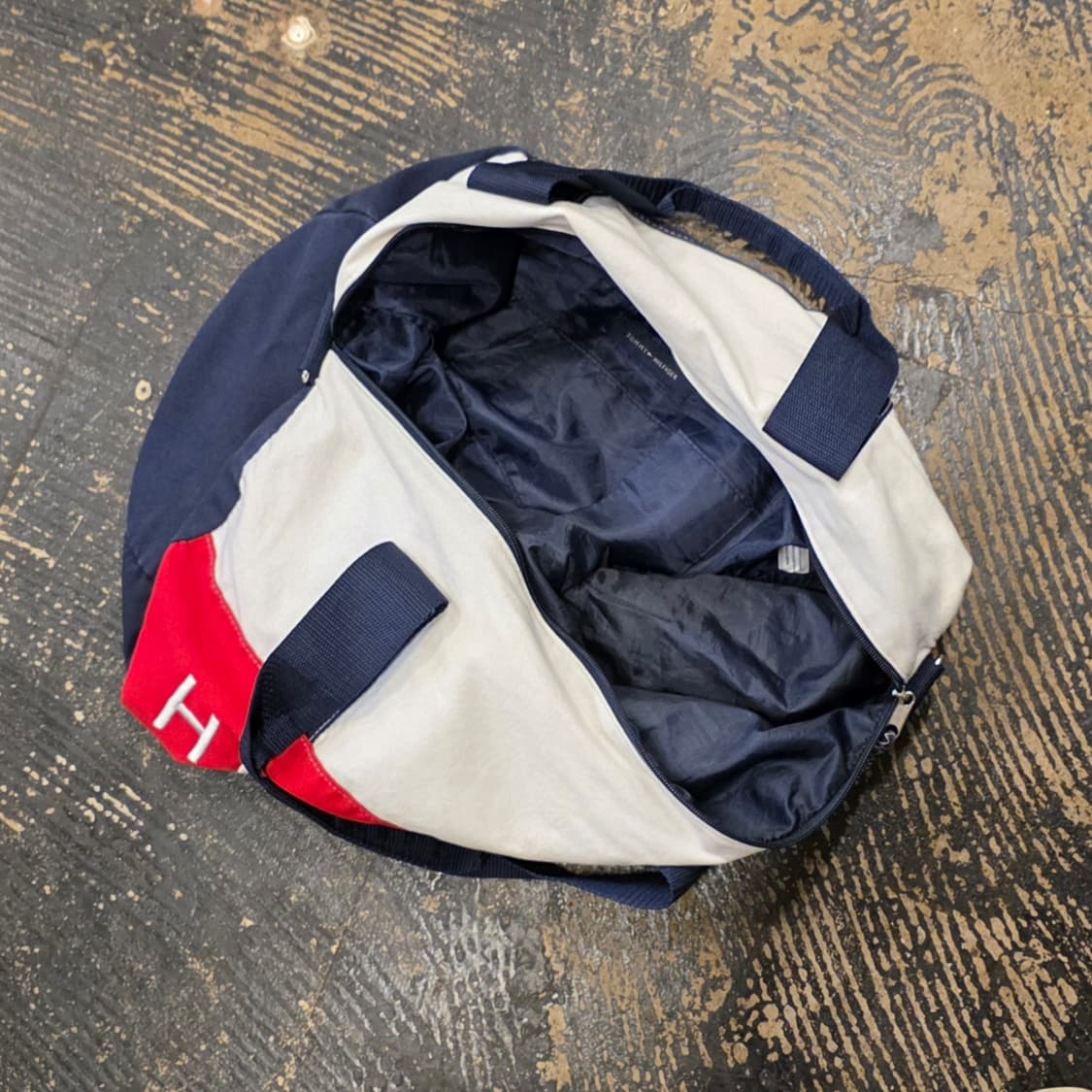 타미힐피거 가방 상품이미지8