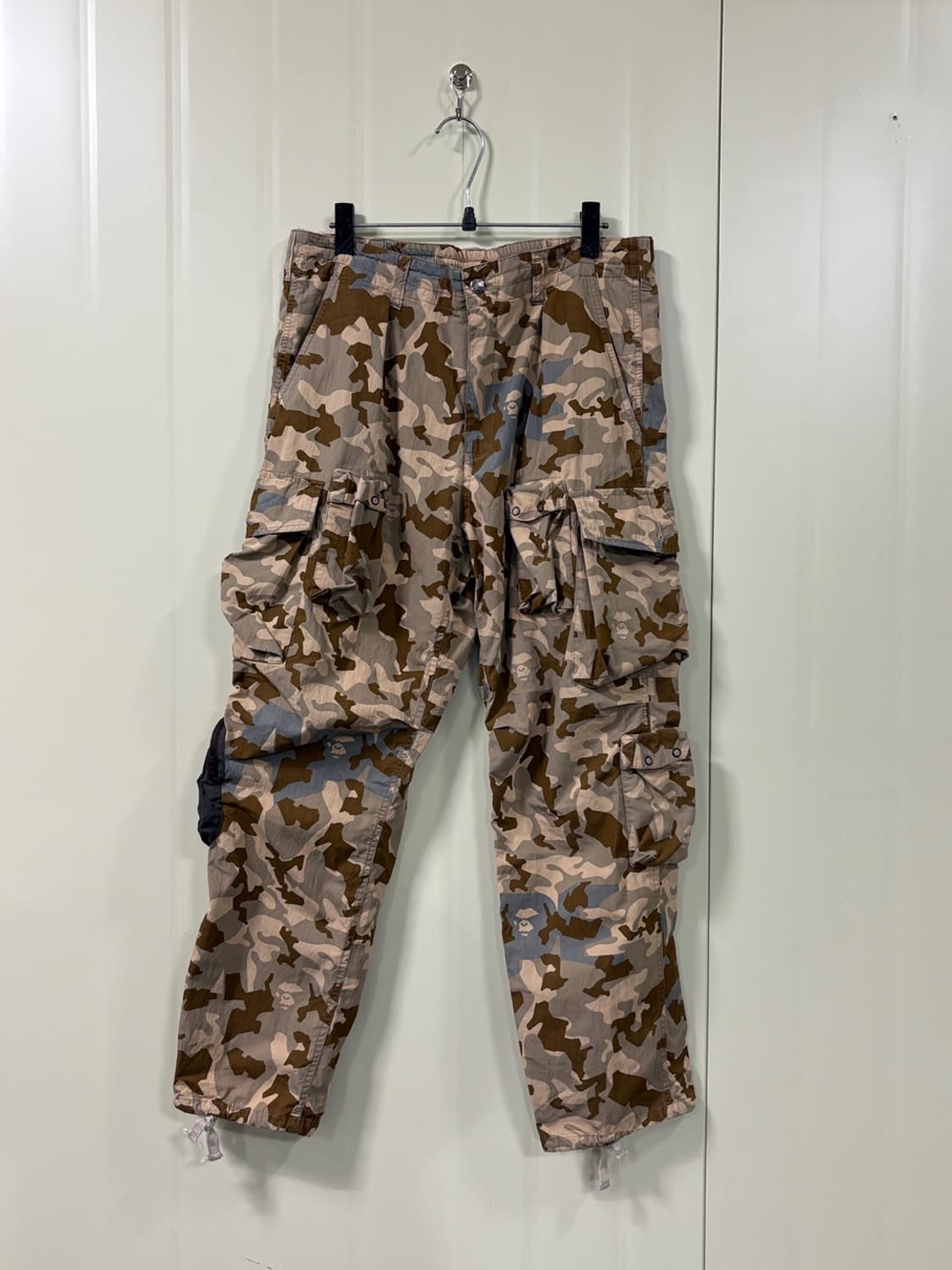 베이프 (A Bathing Ape) 카모 팬츠 상품이미지1