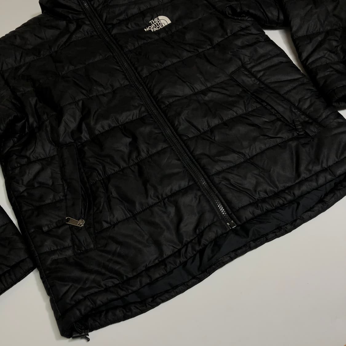 노스페이스 경량패딩 L 상품이미지5