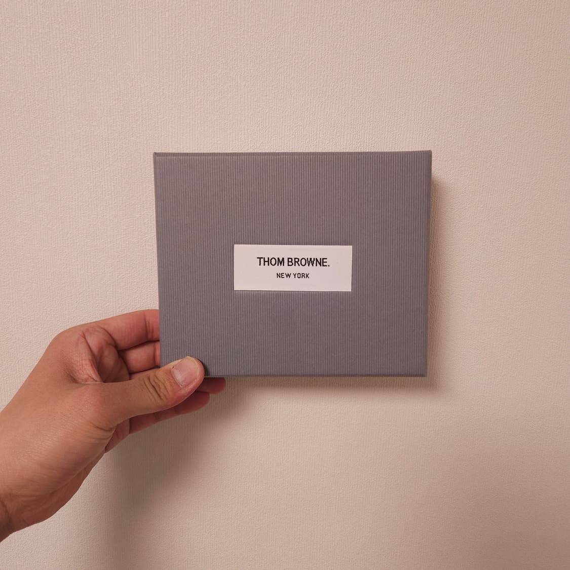 톰브라운 카드지갑 그레이 체크 상품이미지3