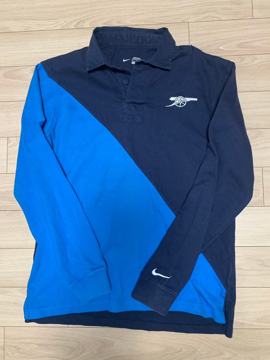 나이키 아스날 긴팔티 상품이미지1