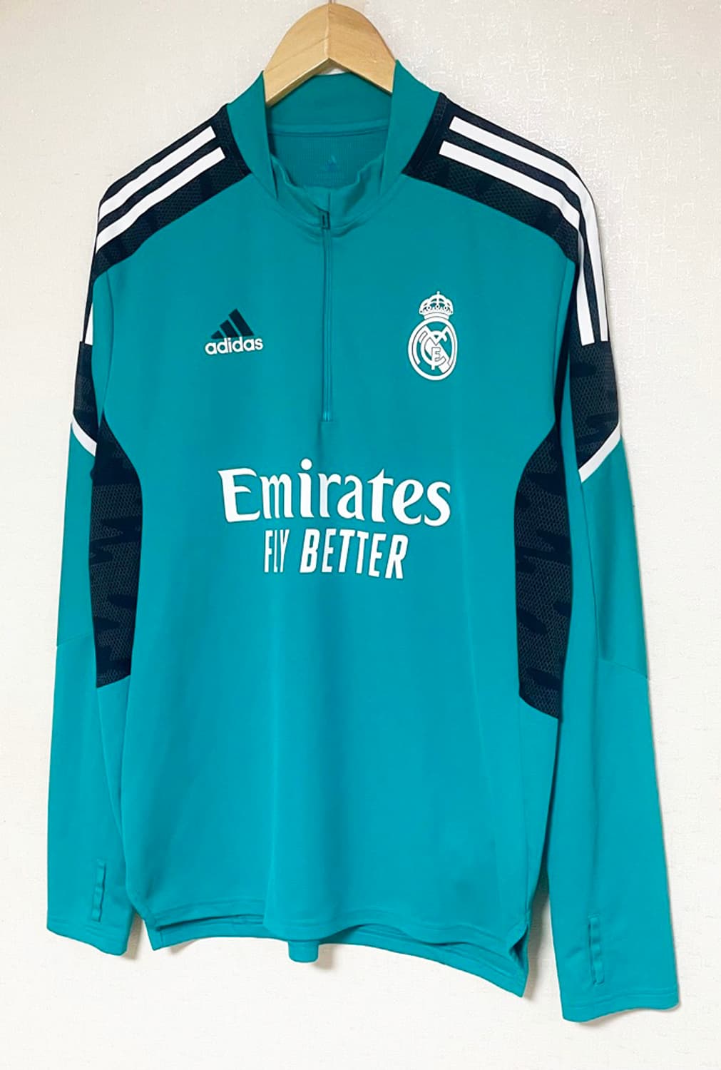 아디다스 레알 마드리드 21/22 집업 트레이닝 탑 상품이미지6