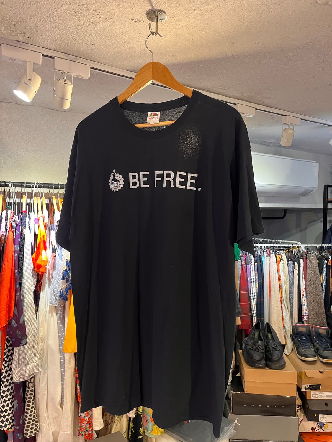 00’s Planet Fitness “BE FREE.” 프린팅 티셔츠 X 상품이미지1