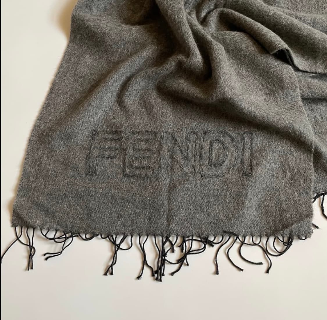 펜디 앙고라 믹스 울 머플러 상품이미지2