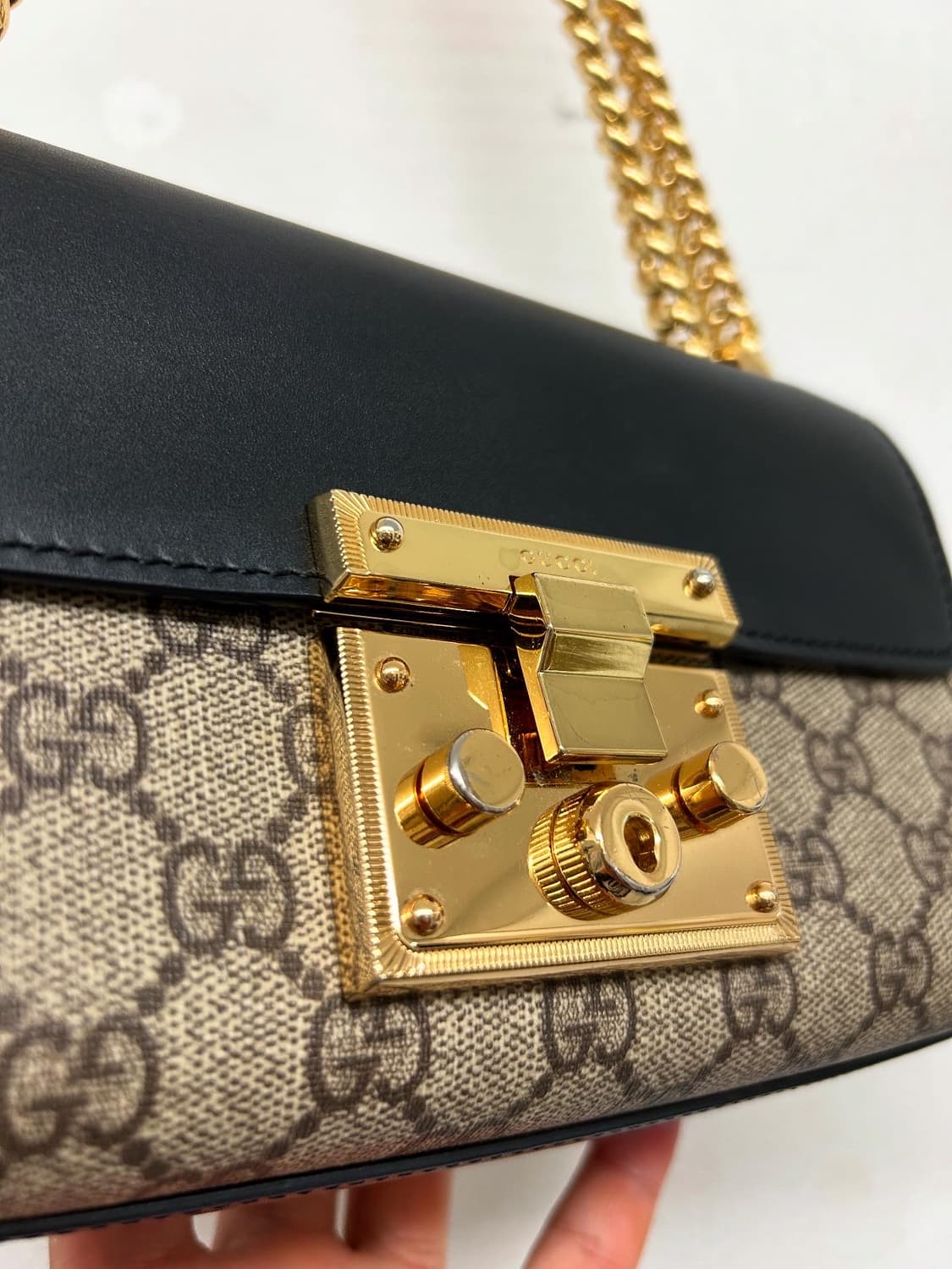 Gucci Padlock GG Supreme 스몰 숄더백 상품이미지4