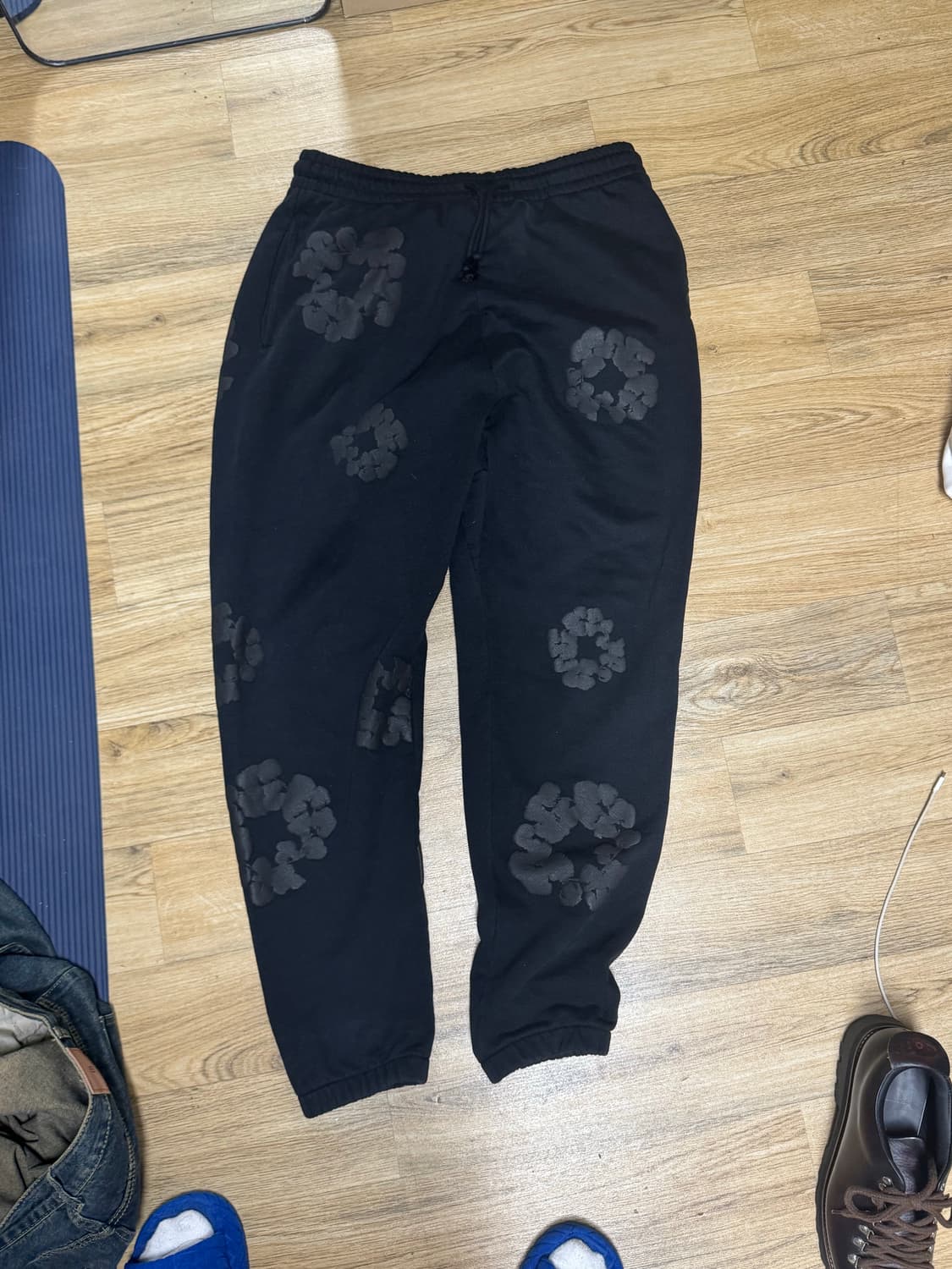 데님티어스 모노크롬 스웻팬츠 상품이미지1