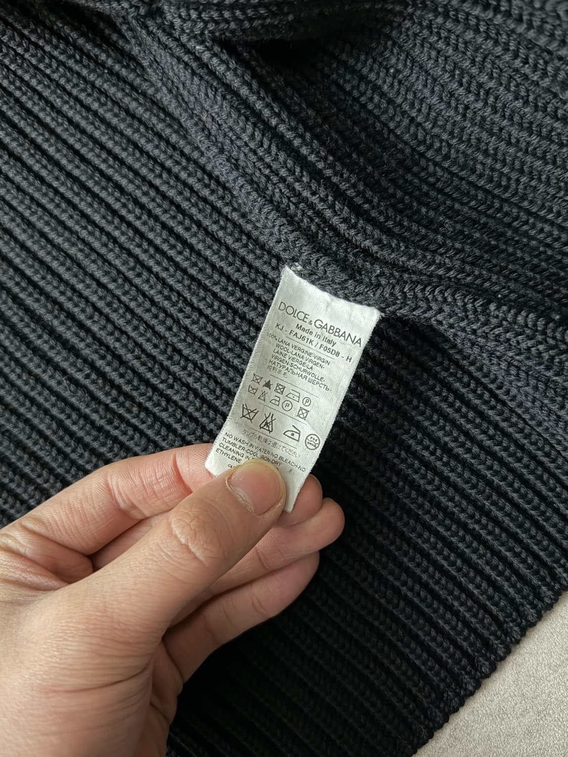 돌체앤가바나 비대칭 하이넥 울 가디건 상품이미지7