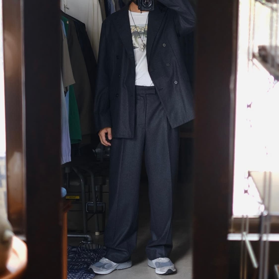 [2] 아프레쎄 26SS 울 와이드 트라우져 네이비 상품이미지2