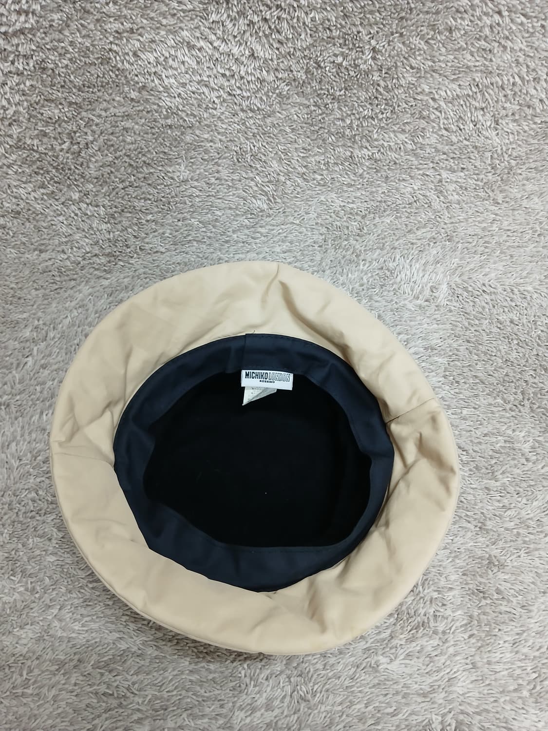 미치코런던 코시노 끈조절 패딩 벙거지 상품이미지6