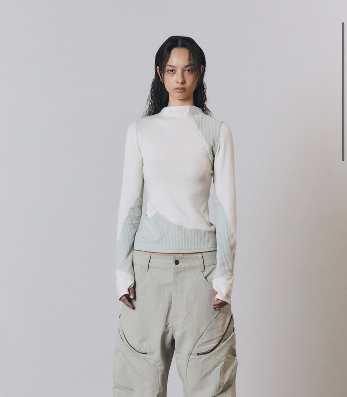 Differentis Paneled Knit Top  상품이미지1