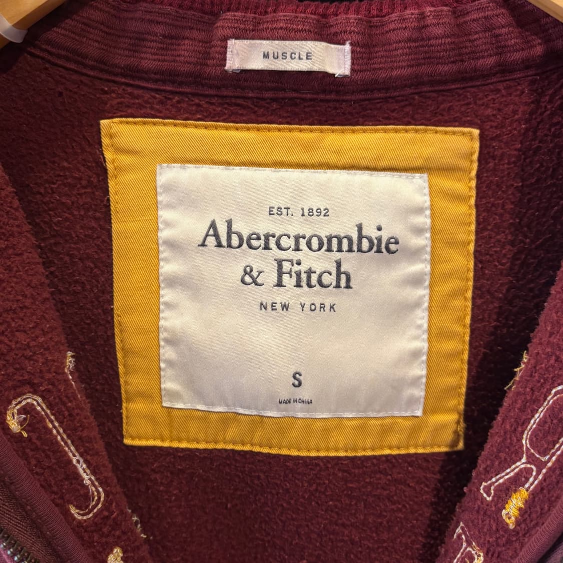 아베크롬비 버건디 후드집업 상품이미지4