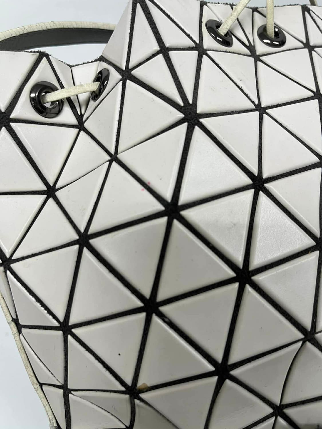 바오바오 이세이미야케 프리즘 버킷 크로스백 숄더백 상품이미지8