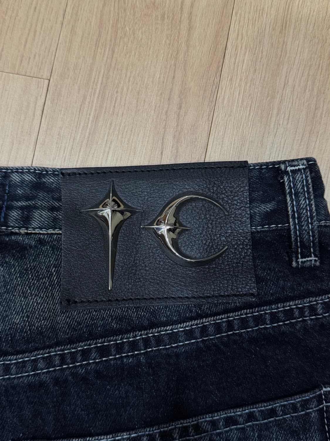 떠그클럽 Tribal Tree Denim Pants 블루2사이즈(새상품) 상품이미지5