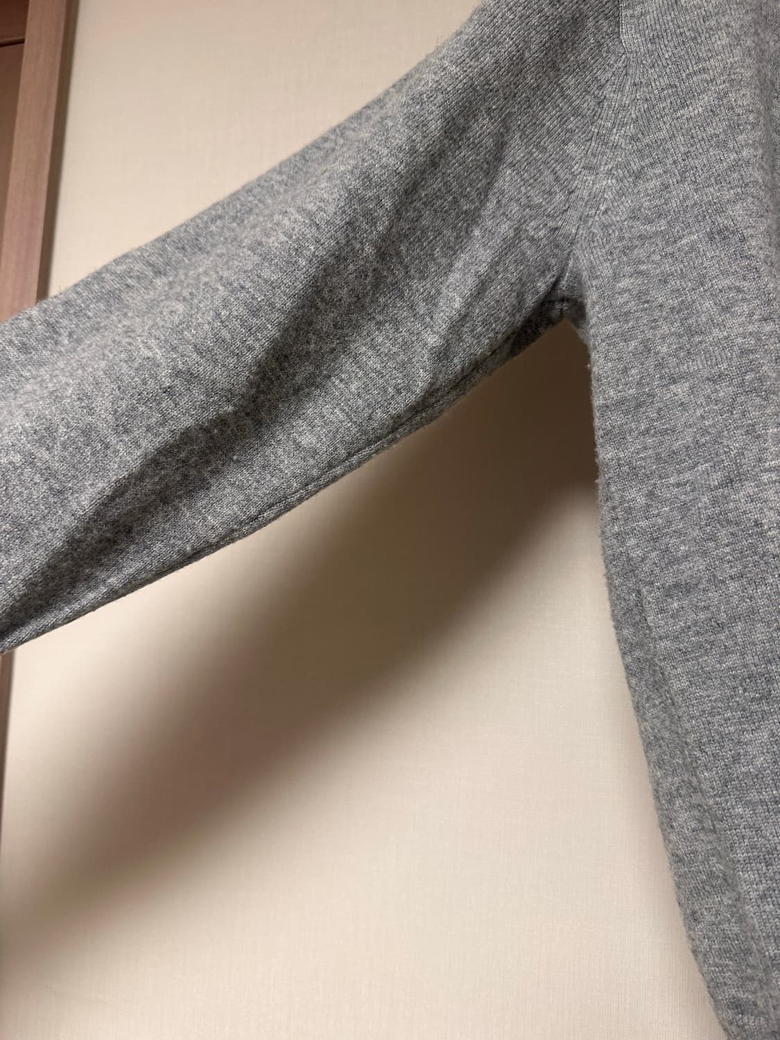 산드로 브이넥 니트  상품이미지7