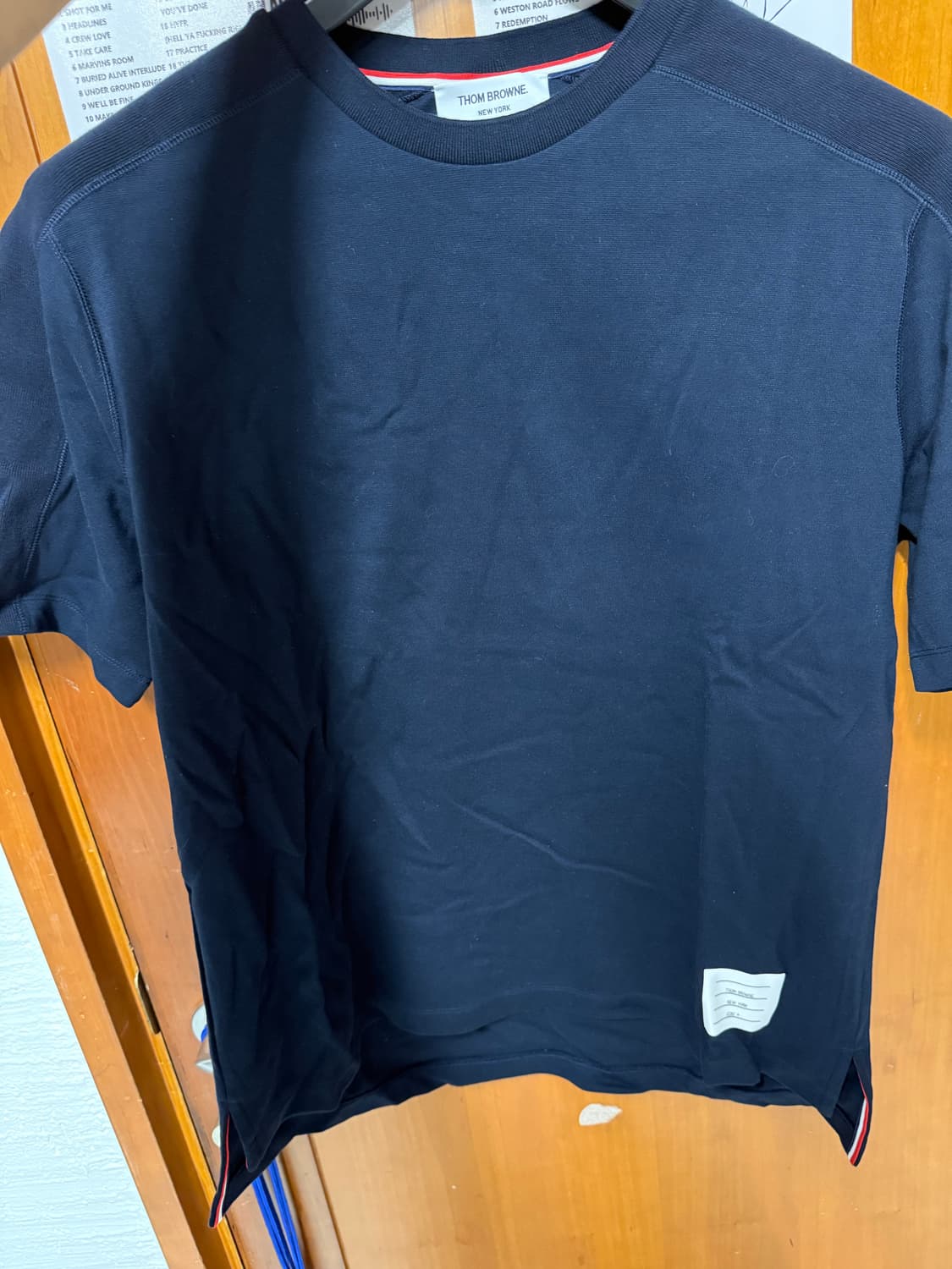 톰브라운 반팔티 상품이미지1