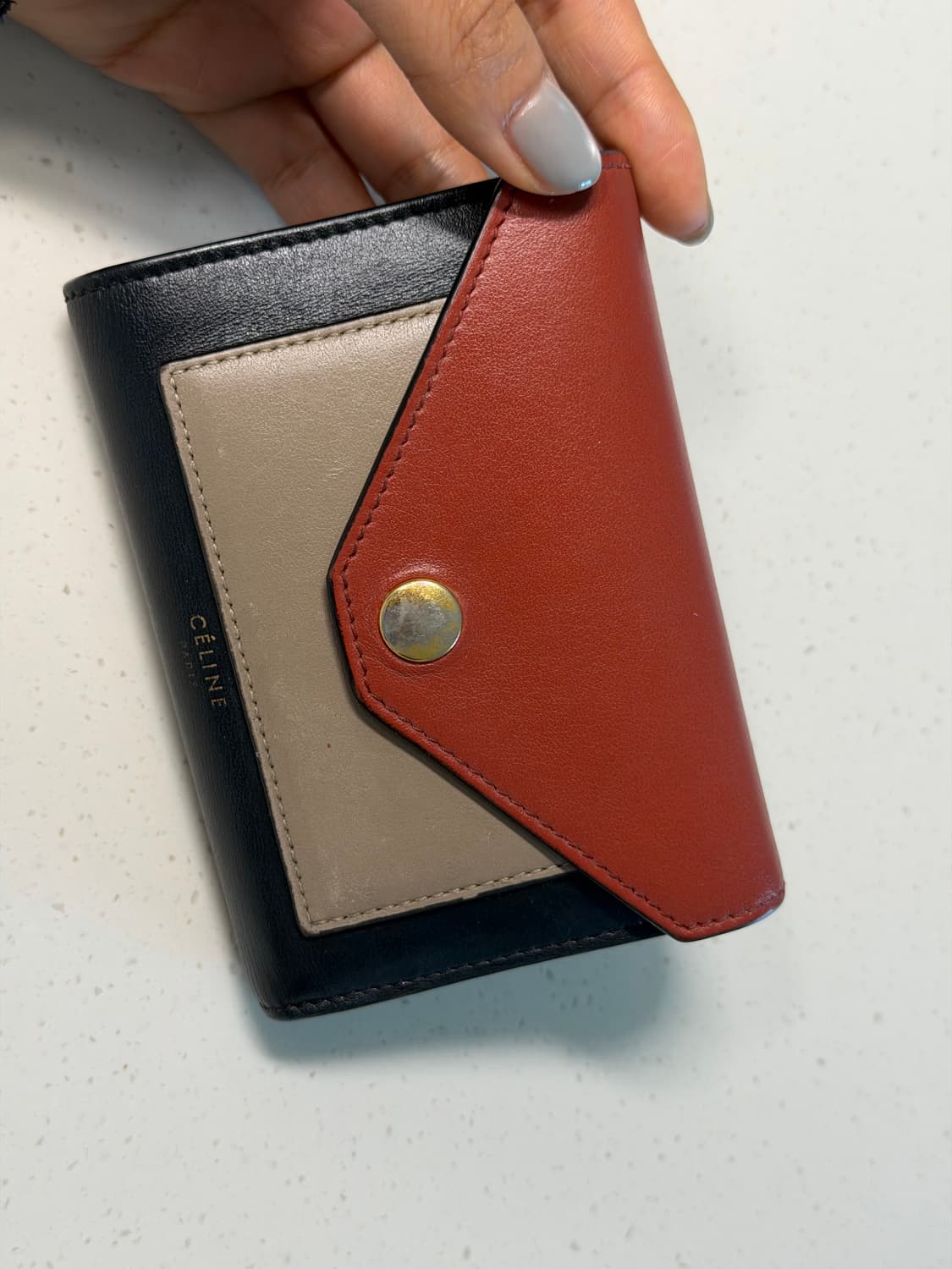 셀린느 엔벨로프 중지갑 상품이미지1