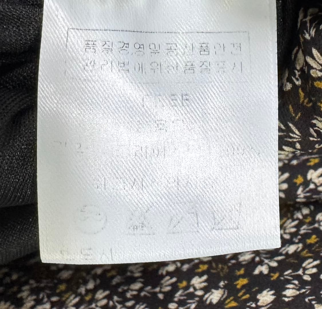 아이디스토어 플로랄 패턴 셔링 롱 원피스 상품이미지9