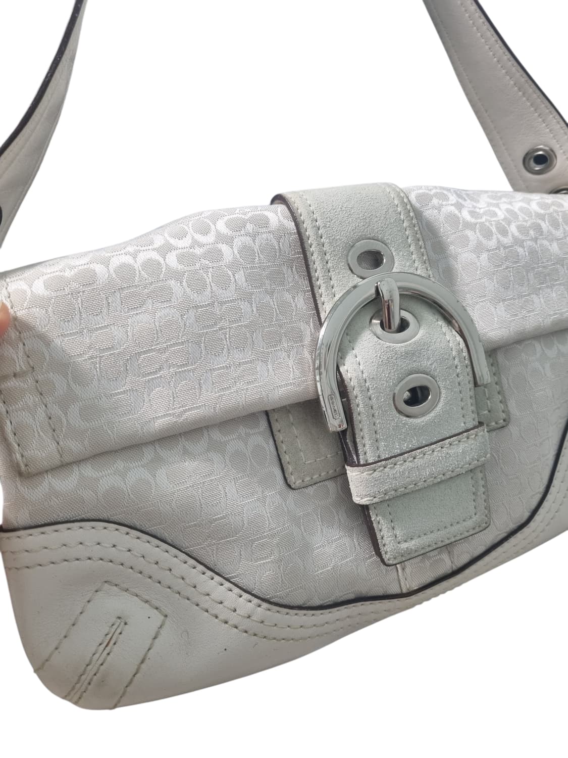 코치 시그니처 화이트 숄더백 상품이미지2