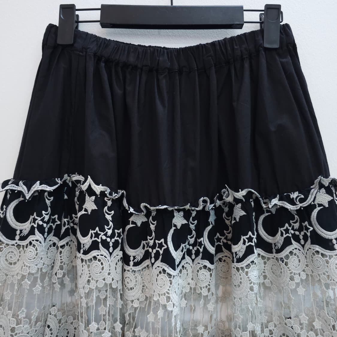 별달 자수 레이스 티어드 맥시 스커트 상품이미지2