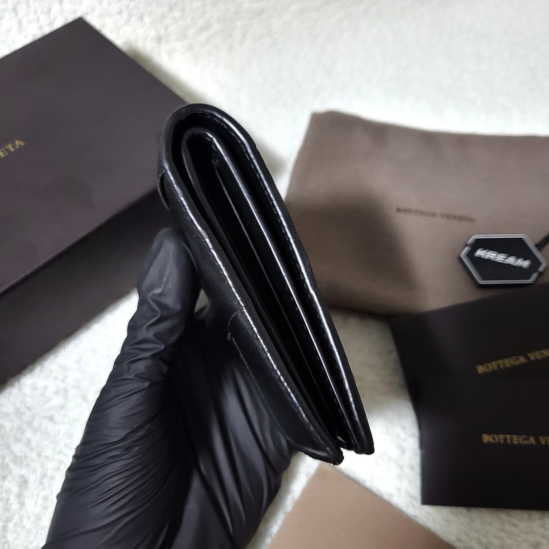[신형/크림판] 보테가베네타 카세트 반지갑  상품이미지5