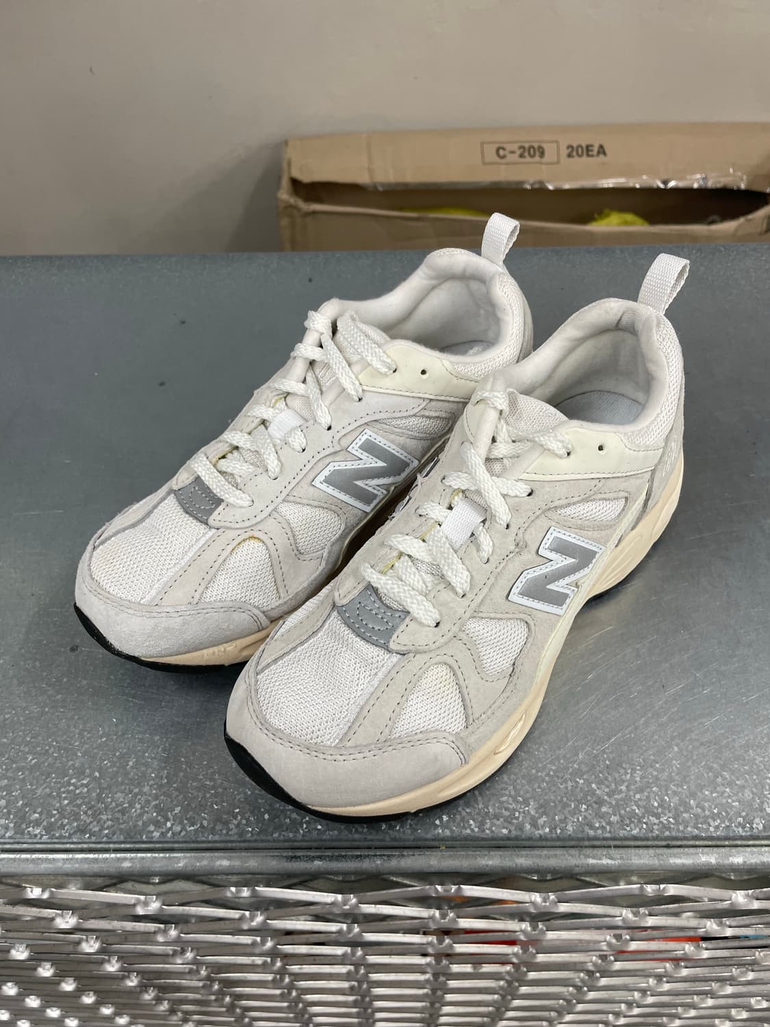 뉴발란스 878 라이트 그레이 235 상품이미지2