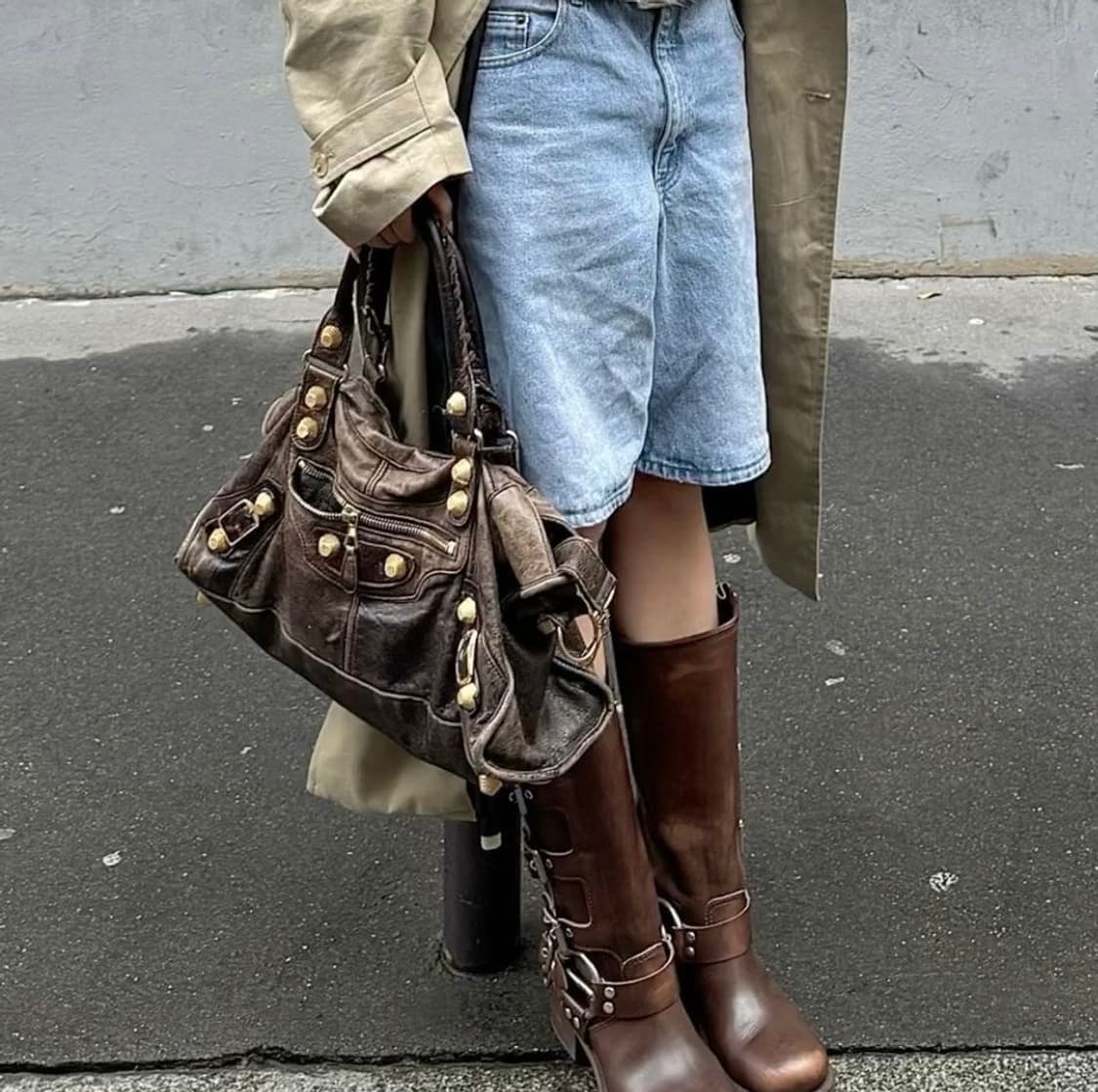 발렌시아가 모터백 라지 브라운 상품이미지1