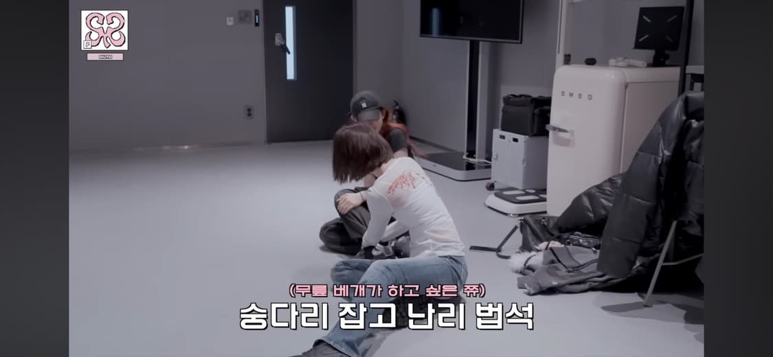 하투하 지우 에트오소메 씨스루 프린트 롱슬리브 긴팔 상품이미지2