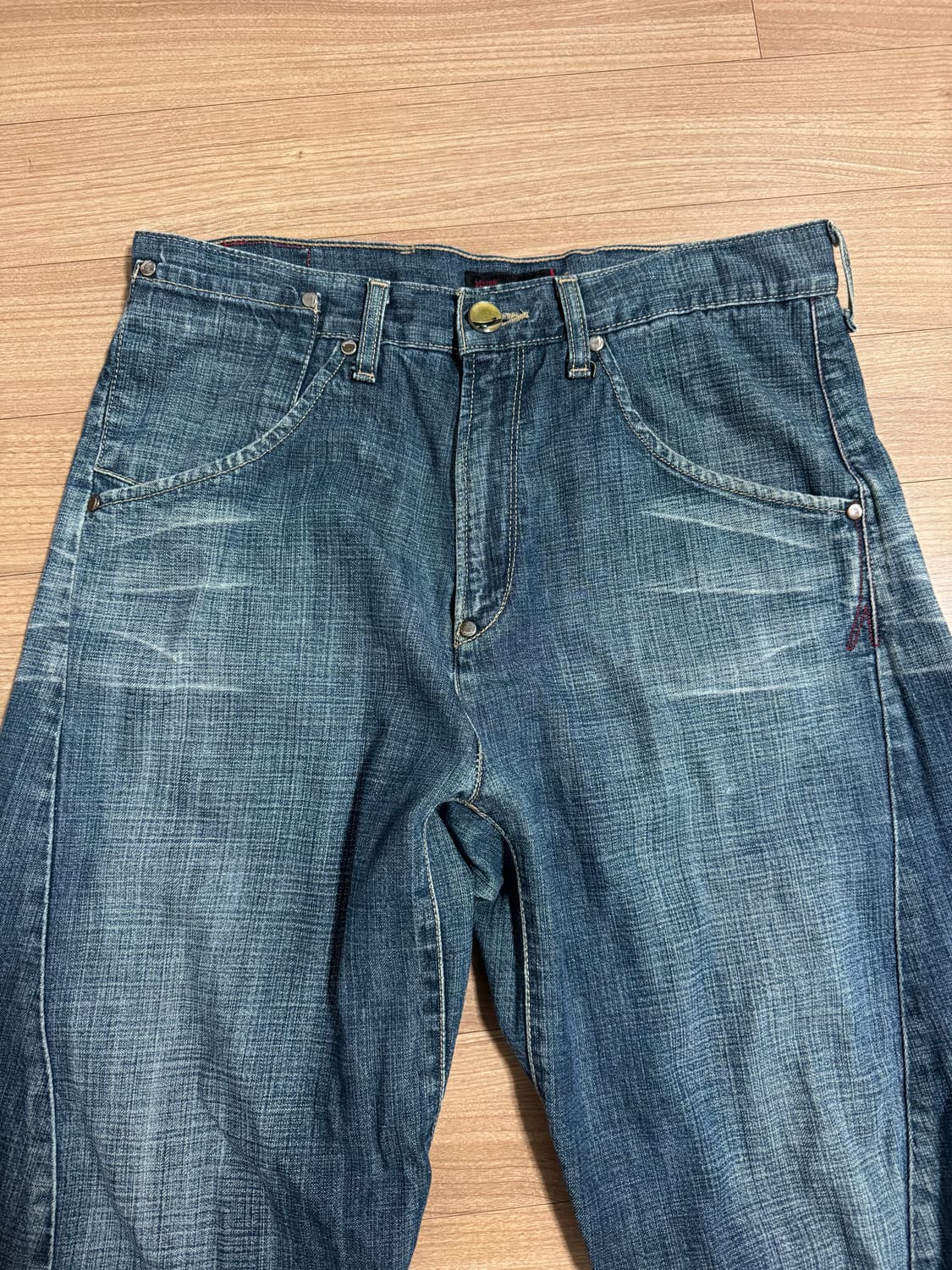 [31/32] 리바이스 00년대 엔지니어드 원포켓 워싱진 상품이미지3