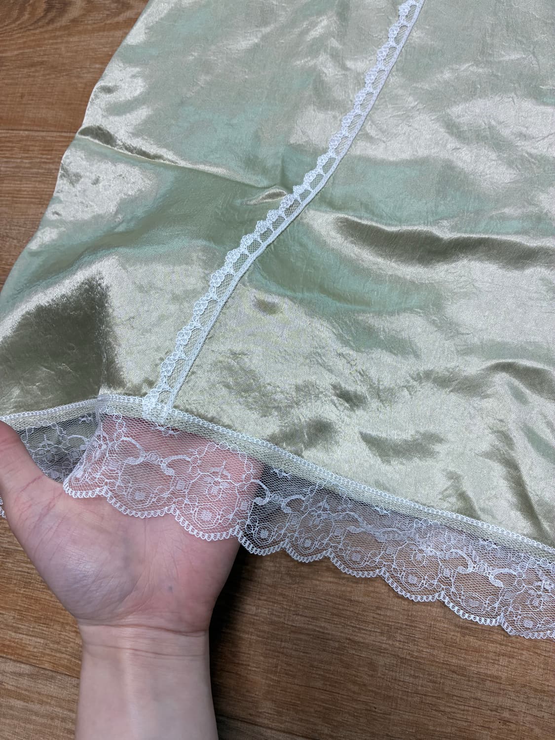 에토스 새틴 레이스 원피스 상품이미지2