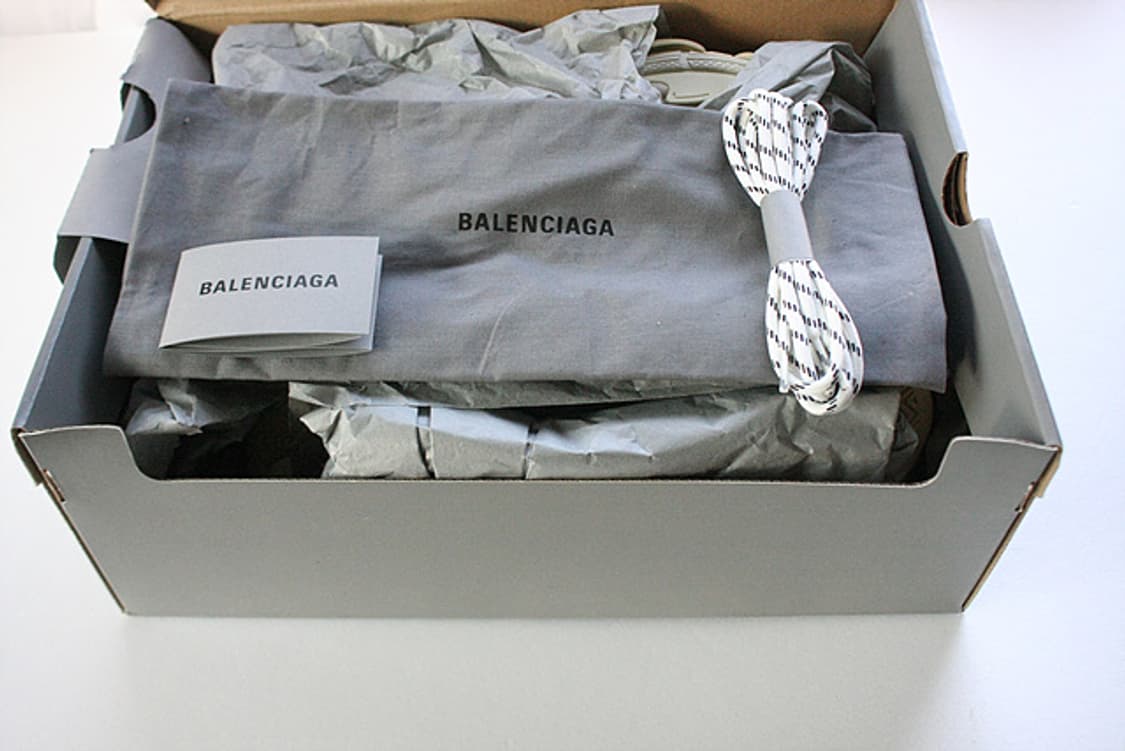 발렌시아가 정품 트리플 S 스니커즈 블루그레이 Multi color새상품 상품이미지8