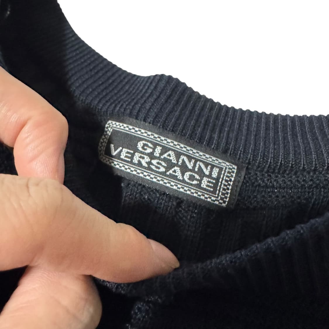베르사체 빅로고 자수 면니트 상품이미지4