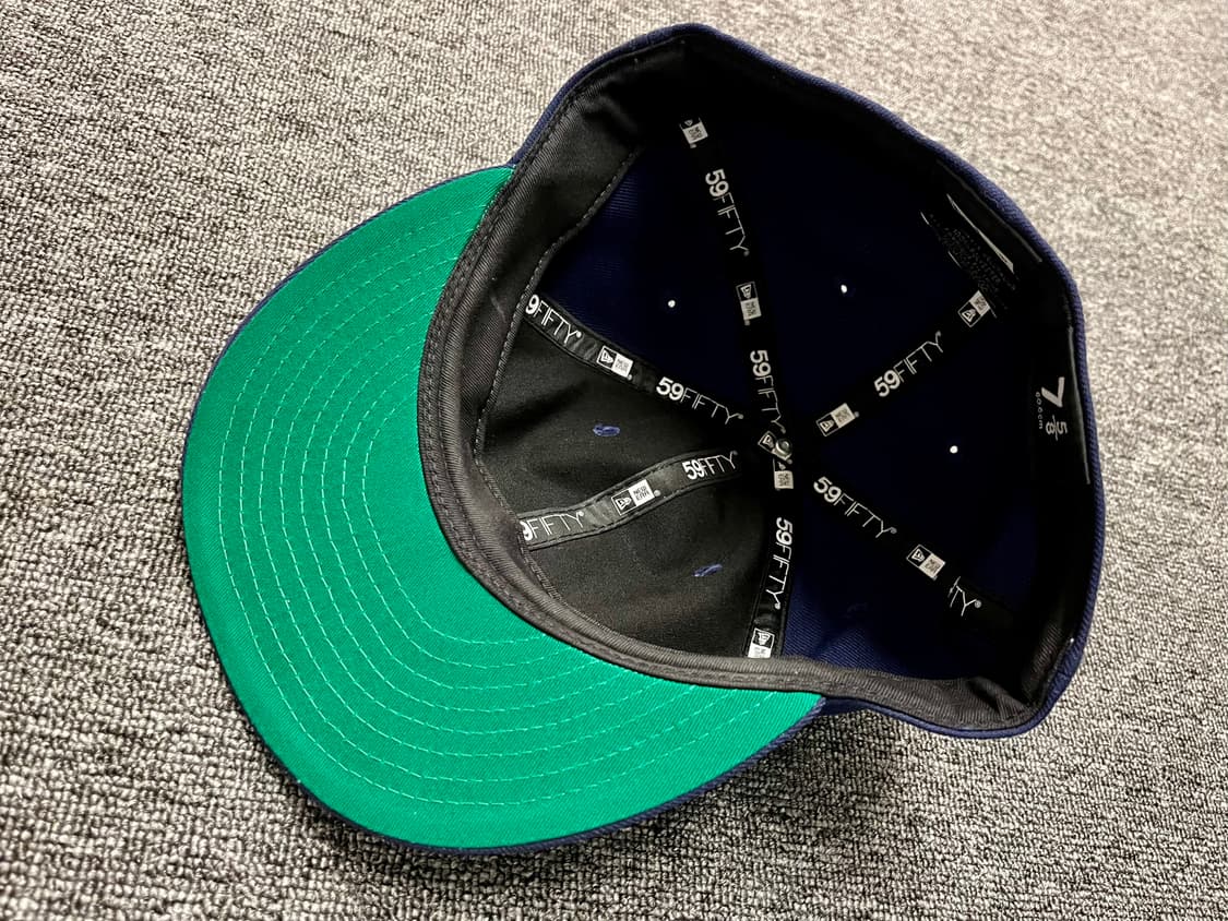 발란사 X 뉴에라 b캡 네이비/오렌지 7 5/8 상품이미지5