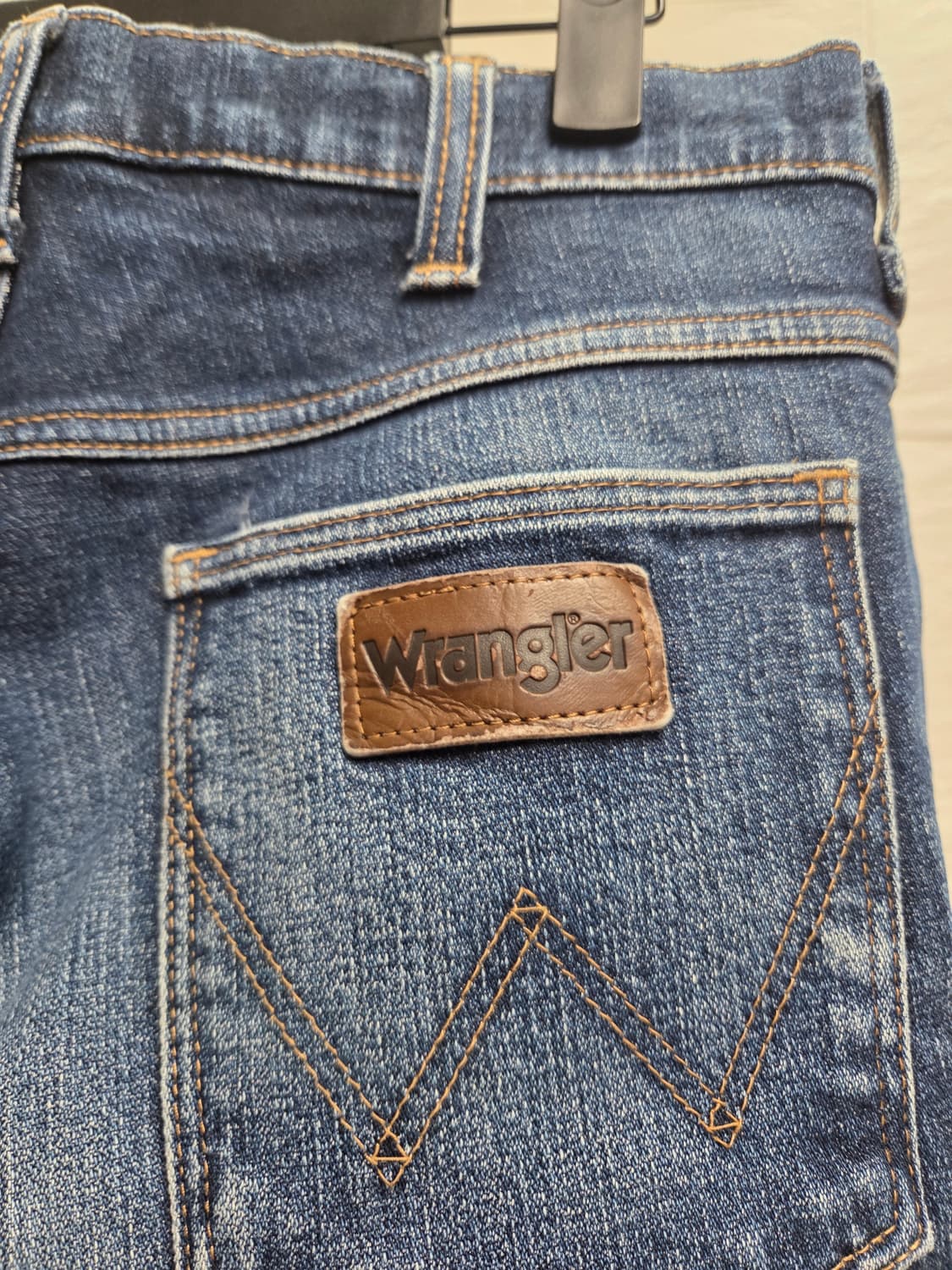 랭글러(Wrangler) 데미지 워싱 진 상품이미지3