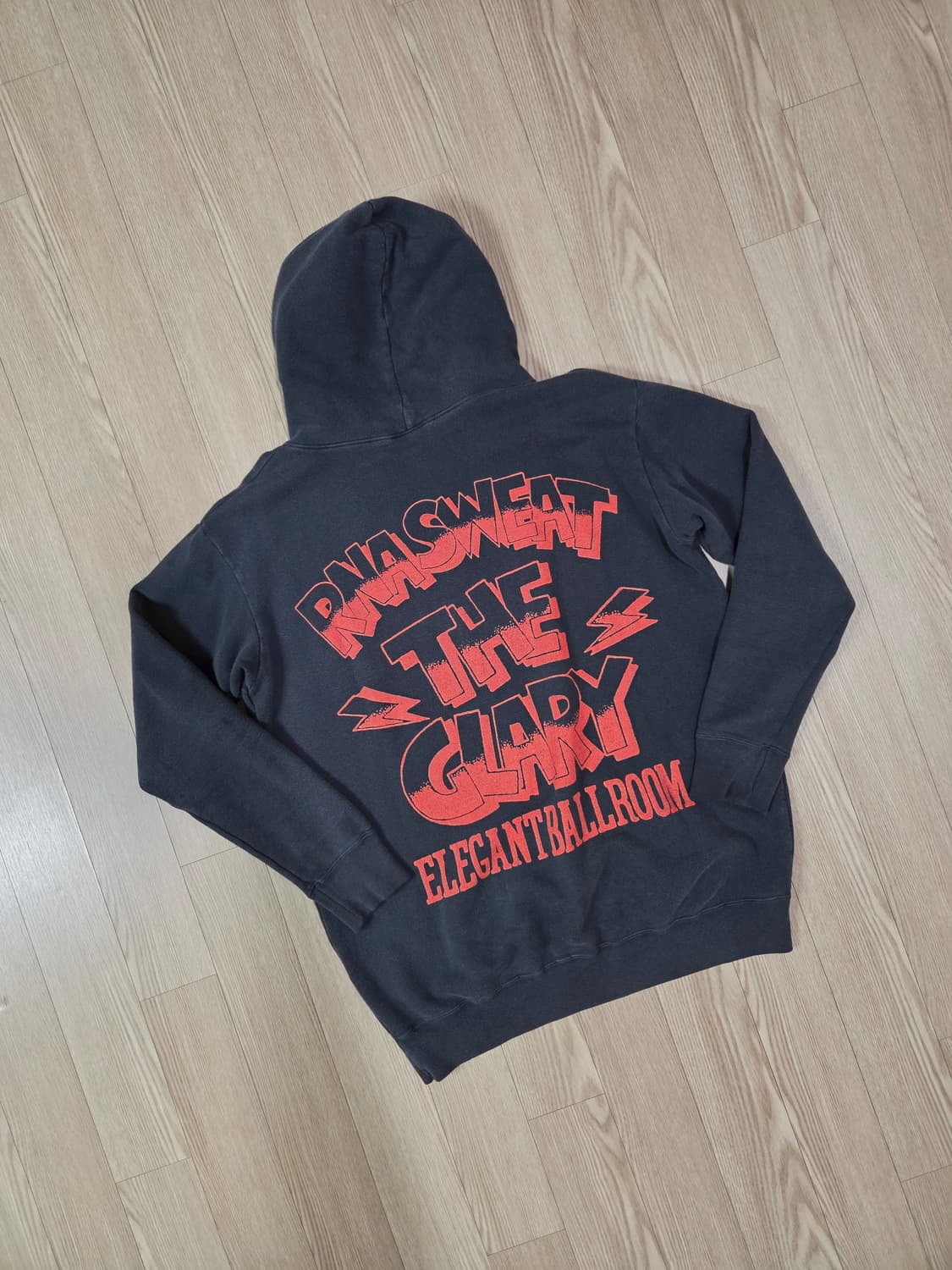 RNA 차콜 그레이 러기드 후드 티셔츠 상품이미지7