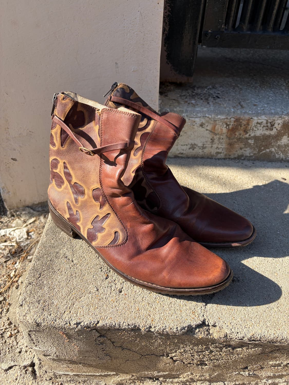 레더 카모 패턴 빈티지 앵클 부츠 상품이미지1
