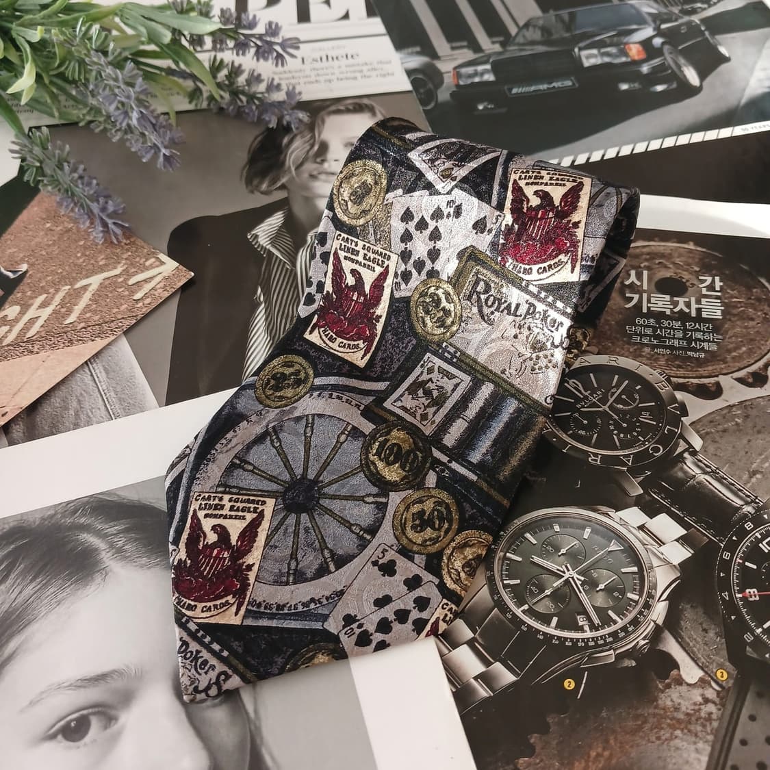 게스 실크 그레이 빈티지 카드 패턴 넥타이 10cm A+등급 A19107 상품이미지1