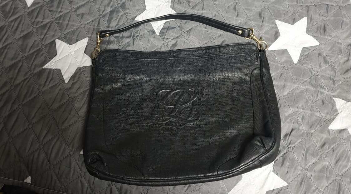  LOUIS QUATORZE 엠보싱 로고 가죽 도트백 블랙 상품이미지1