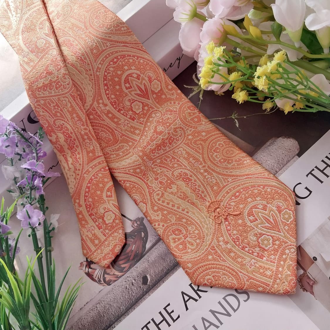 카운테스마라 실크 오렌지 페이즐리 넥타이 9.6cm A+등급 K1336
 상품이미지2