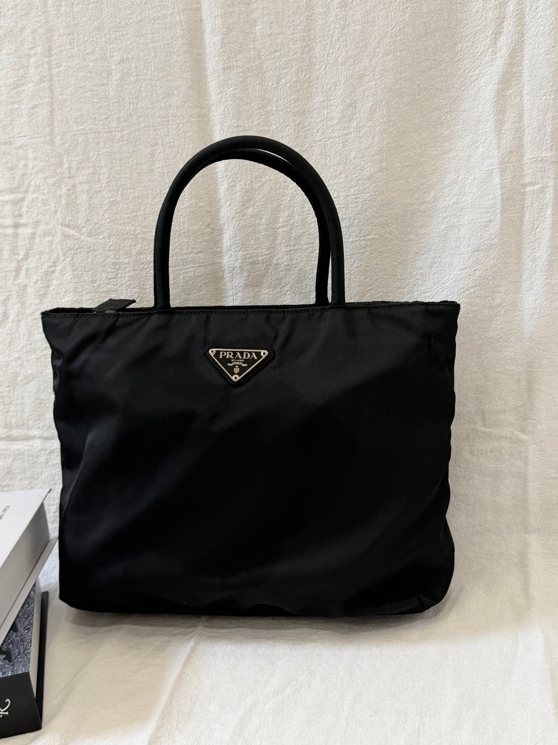 정품 프라다 포코노 나일론 블랙 토트백 핸드백 상품이미지4
