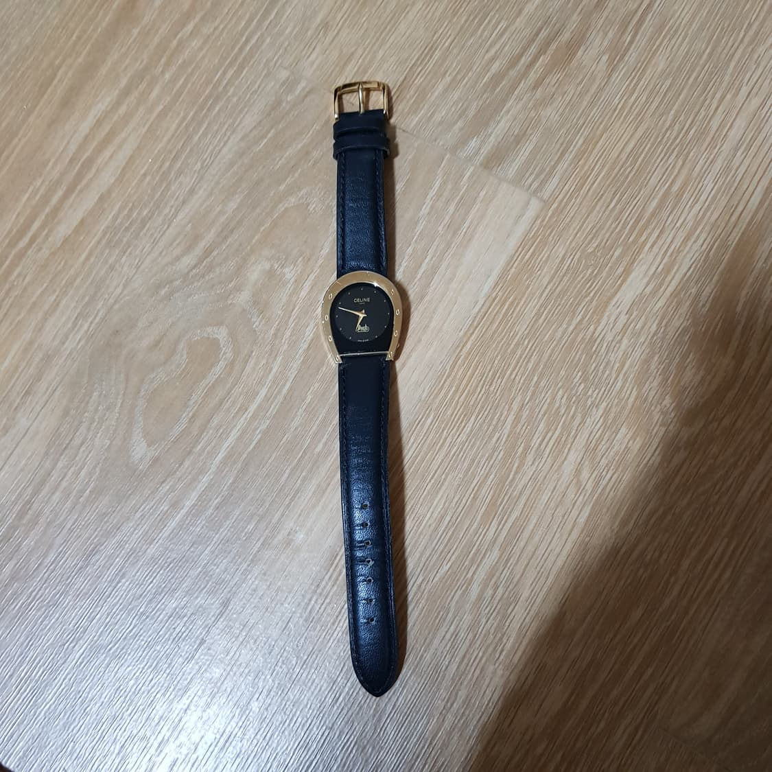 셀린느 말굽시계 판매합니다 상품이미지10