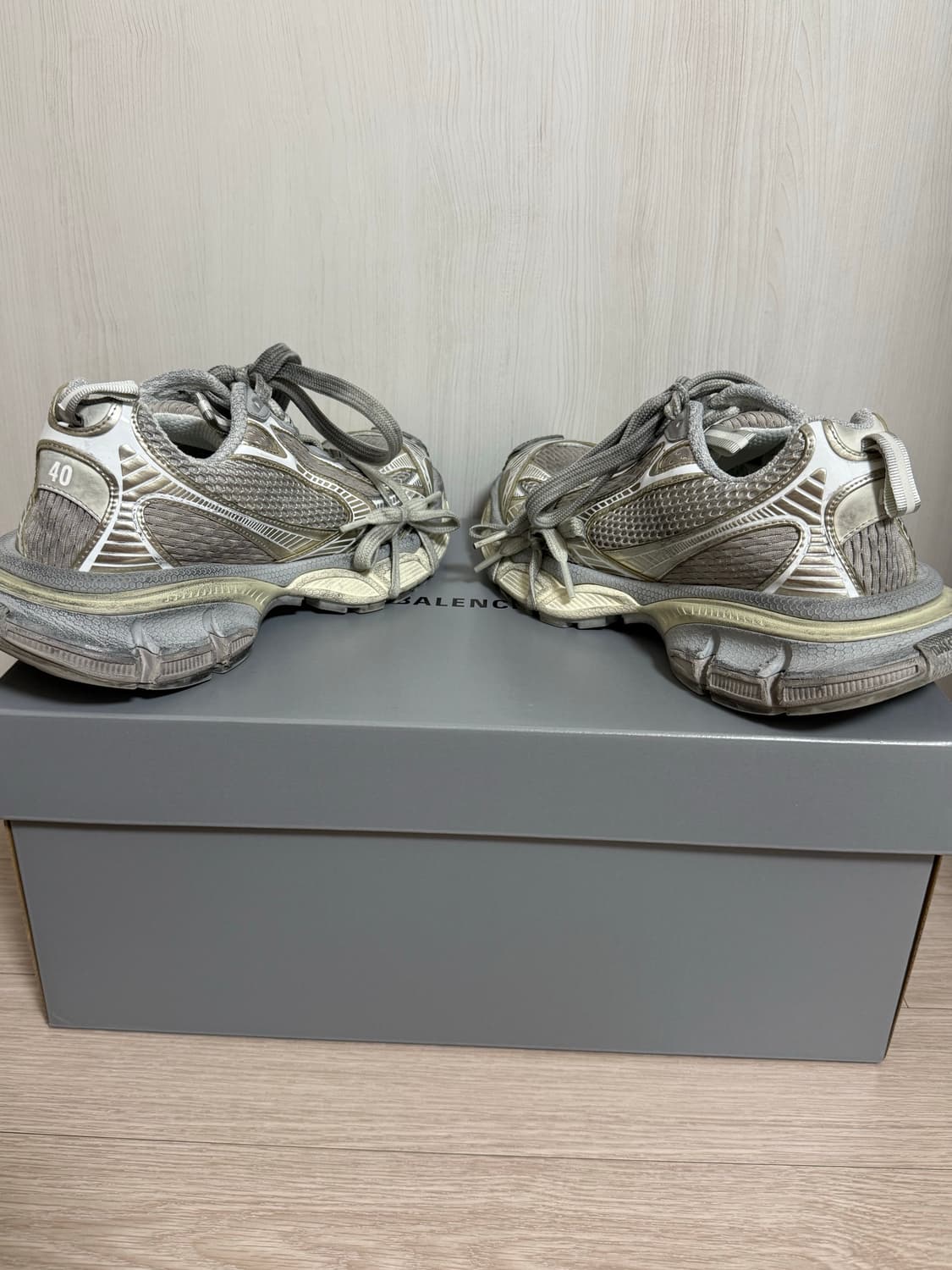 (40) 발렌시아가 3xl 에그쉘 극미중고 공홈판 상품이미지4