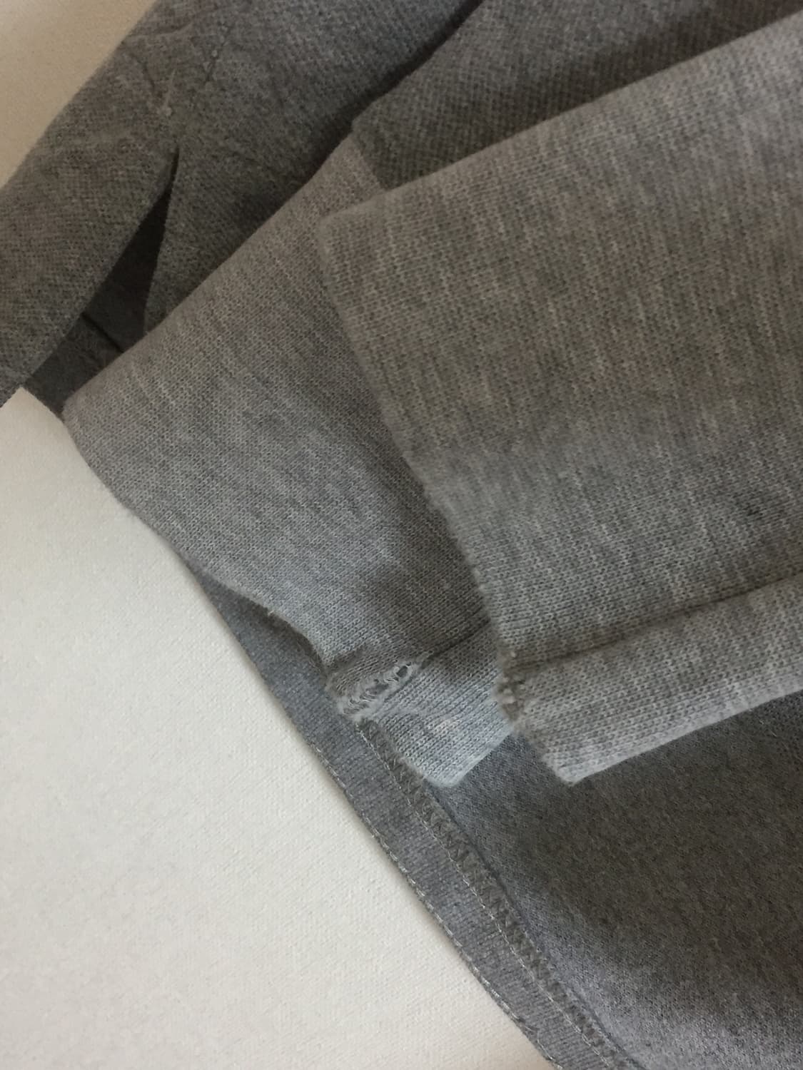 아베크롬비 그레이 롱슬리브  상품이미지3