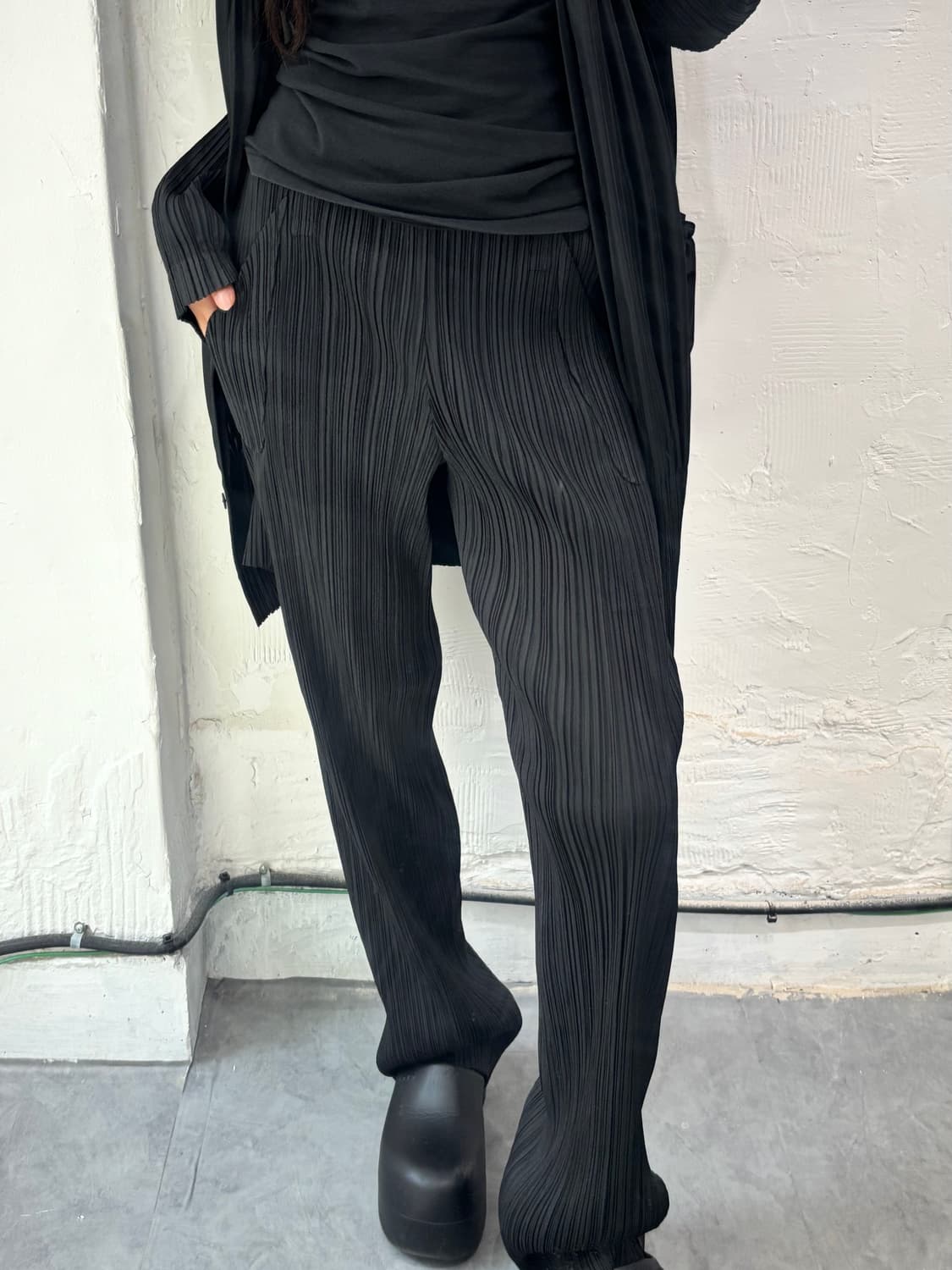 Pleats Please 플리츠플리즈 블랙컬러 팬츠   상품이미지1