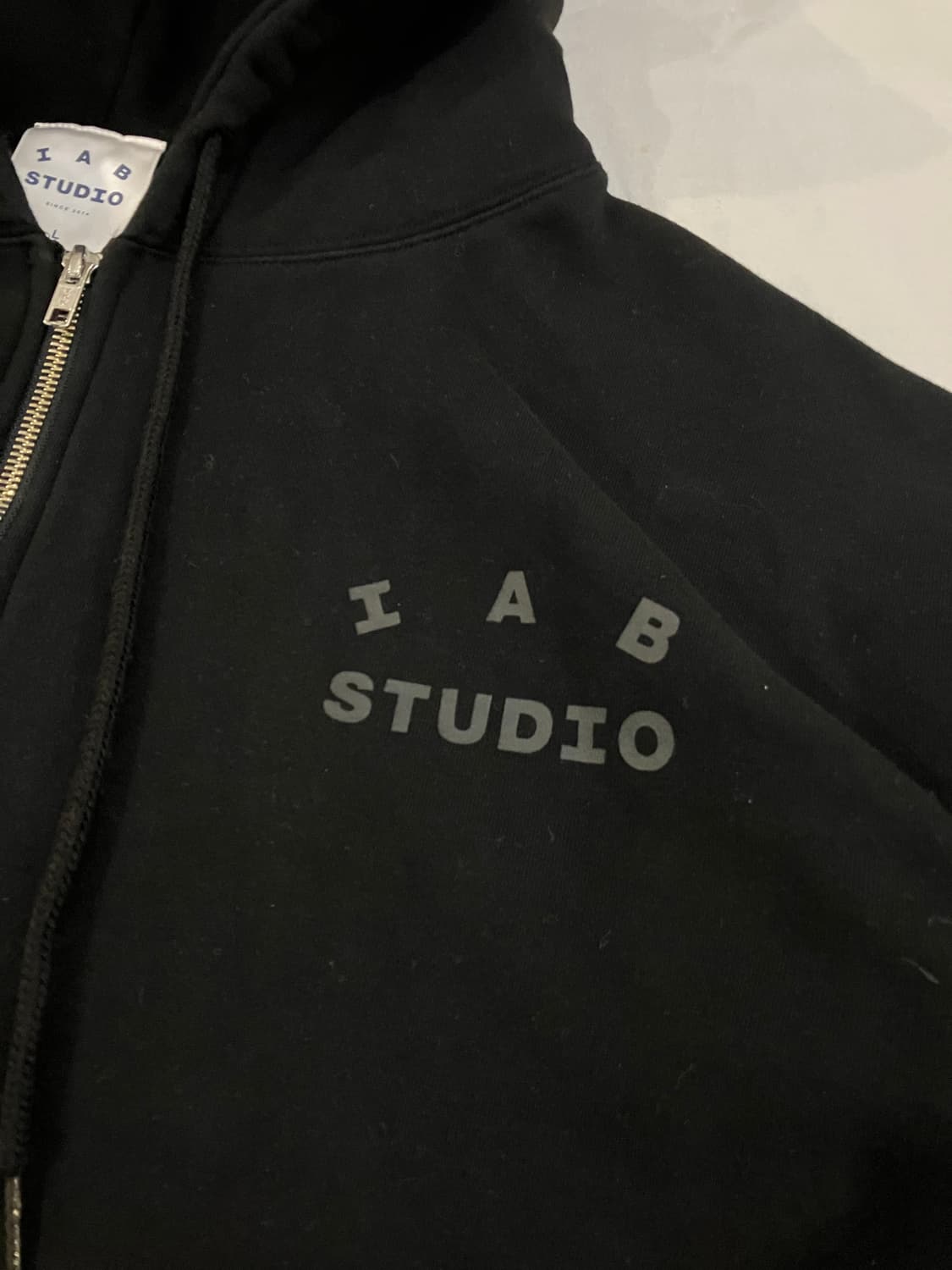 아이앱 스튜디오 X JTBC 후드집업 블랙 상품이미지2