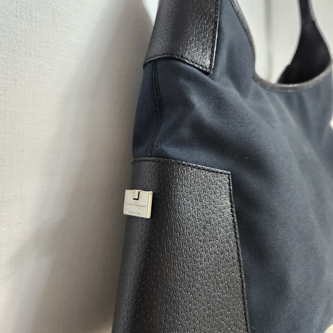 페라가모 숄더백 상품이미지4